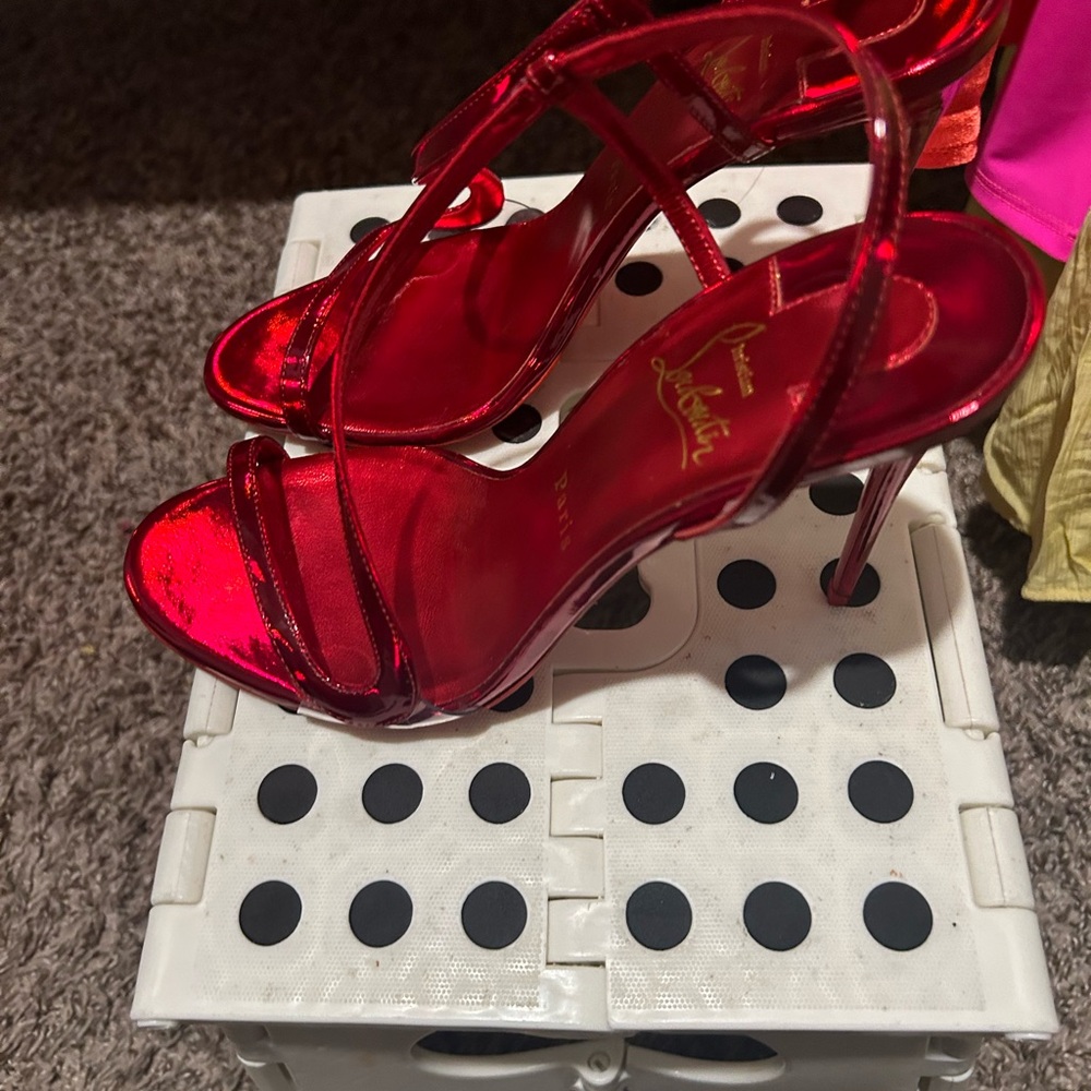 Like new Sandals!